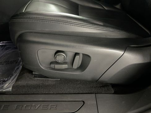 Used 2024 Land Rover Range Rover Evoque S image 14