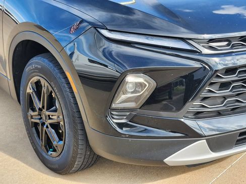 Used 2024 Chevrolet Blazer LT w/ Convenience Package FWD image 9