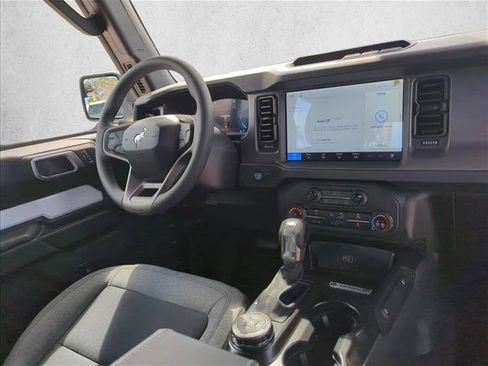 New 2026 Ford Bronco 2-Door AWD/4WD image 19