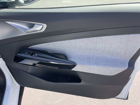 Certified 2023 Volkswagen ID.4 Pro RWD image 27