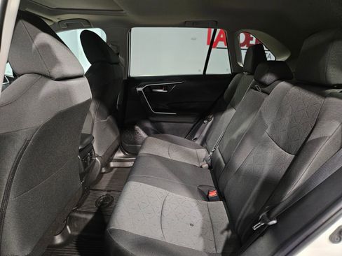 Used 2024 Toyota RAV4 XLE image 37