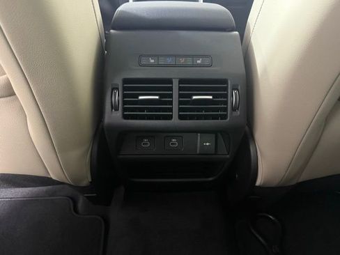 New 2025 Land Rover Discovery Sport S image 26