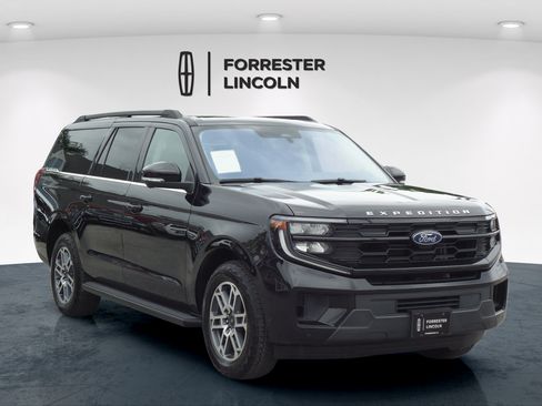 Used 2025 Ford Expedition Max Active AWD/4WD image 1