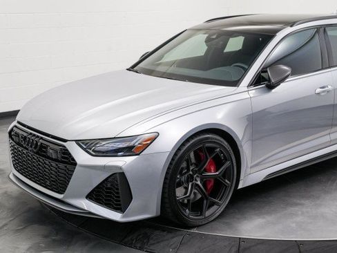 Used 2024 Audi RS 6 performance image 9