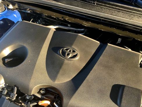 Used 2023 Toyota Camry SE image 35