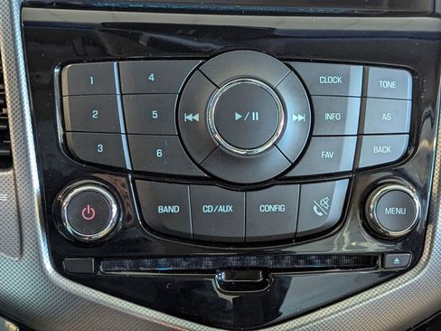 Used 2011 Chevrolet Cruze LTZ image 25