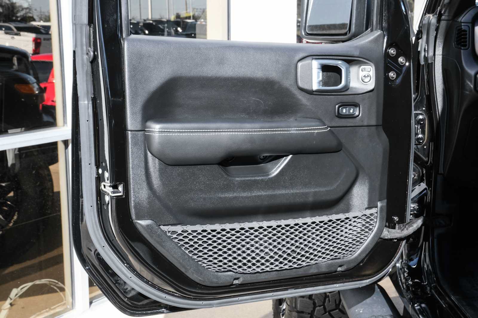 Used 2021 Jeep Gladiator Rubicon AWD/4WD image 34