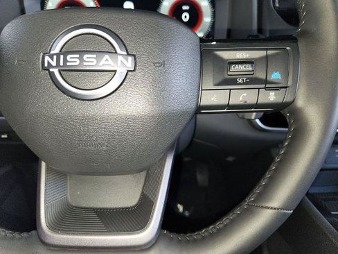 Certified 2025 Nissan Rogue SL AWD/4WD image 27