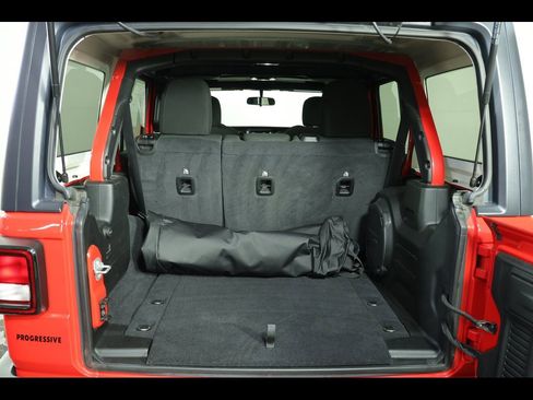 Used 2021 Jeep Wrangler Unlimited Sport image 14