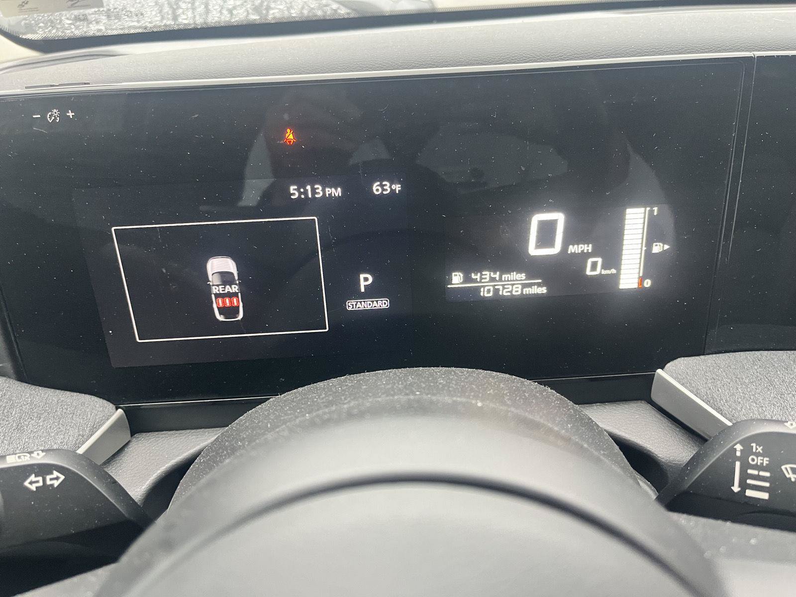 Certified 2025 Nissan Kicks SV AWD/4WD image 17