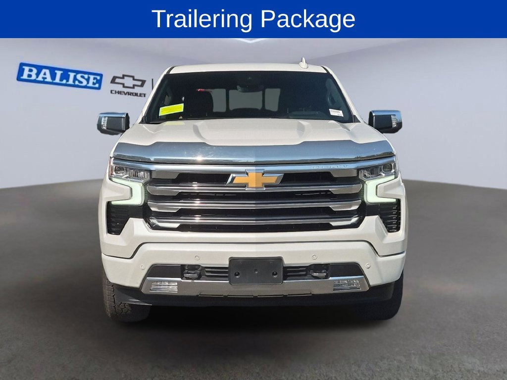 Used 2024 Chevrolet Silverado 1500 High Country w/ Technology Package AWD/4WD image 8