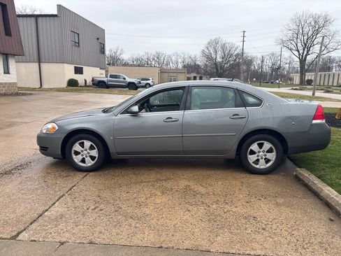 Used 2008 Chevrolet Impala LT FWD image 4