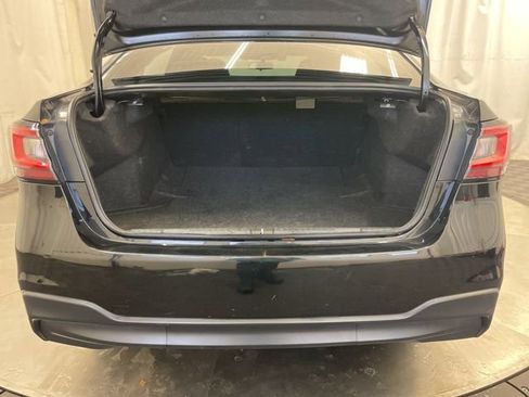 Used 2021 Subaru Legacy Premium image 6