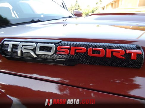 Used 2025 Toyota Tacoma TRD Sport w/ TRD Sport Premium Package AWD/4WD image 78
