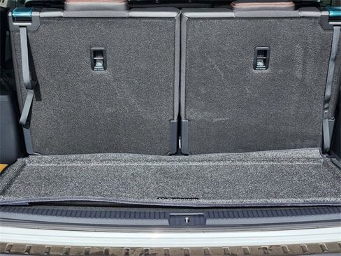 New 2026 Volkswagen Atlas Peak Edition image 32