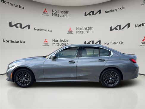 Used 2026 BMW 330i xDrive Sedan w/ Convenience Package AWD/4WD image 3