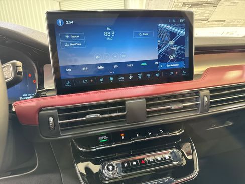 New 2026 Lincoln Corsair Reserve w/ Jet Appearance Package image 17