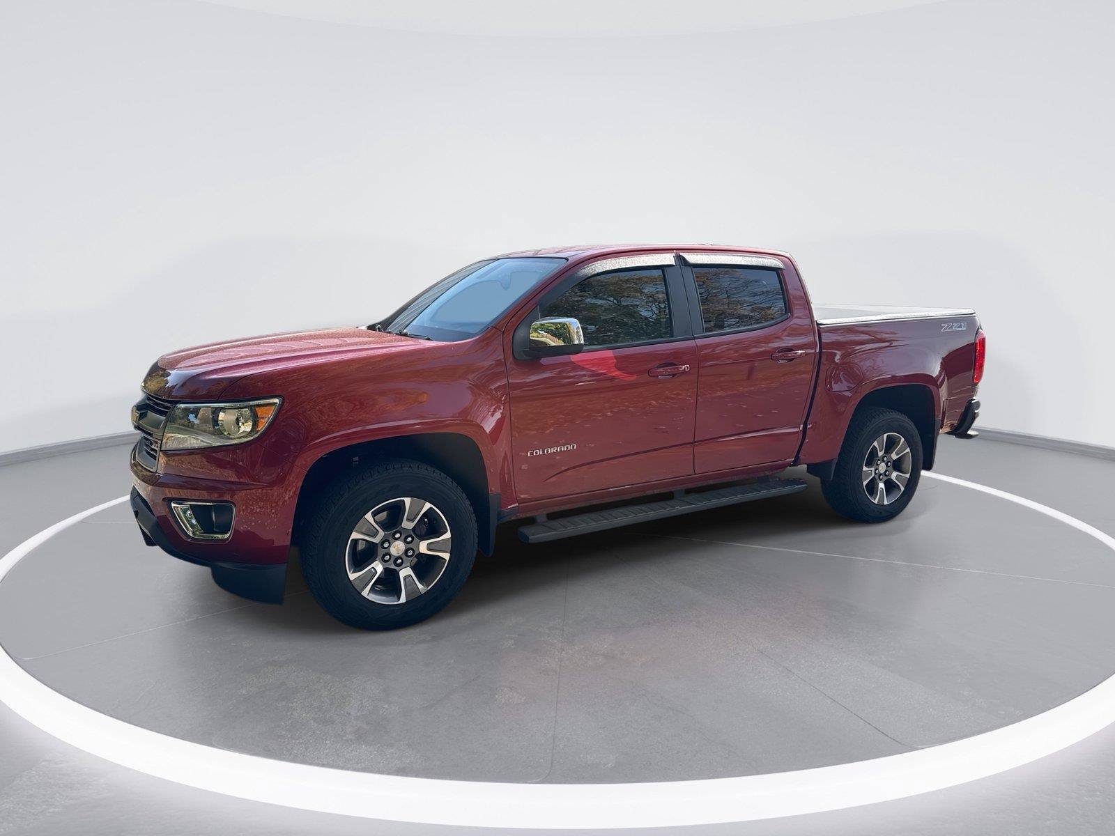 Used 2015 Chevrolet Colorado Z71 AWD/4WD image 1