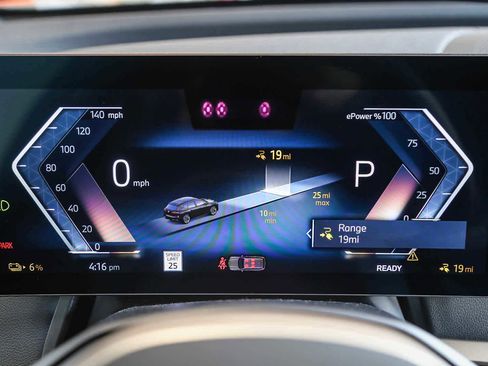 Used 2025 BMW iX xDrive50 image 23