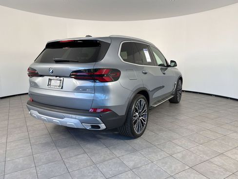 Certified 2026 BMW X5 xDrive40i image 9