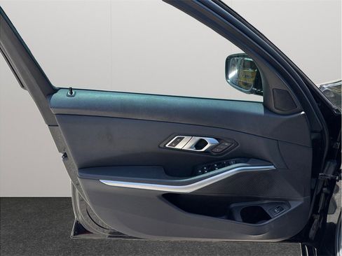Used 2020 BMW 330i Sedan RWD image 18