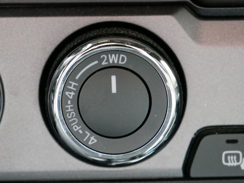 Used 2017 Toyota Tacoma TRD Pro image 4