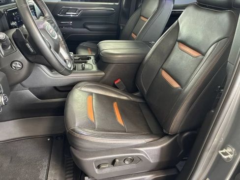 Used 2024 GMC Sierra 1500 AT4 w/ Technology Package AWD/4WD image 36