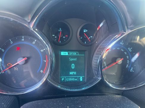 Used 2014 Chevrolet Cruze LT w/ RS Package image 5