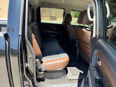 Used 2017 Nissan Titan Platinum Reserve RWD image 14