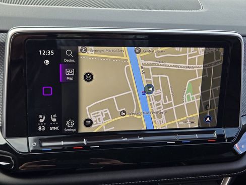 Used 2024 Volkswagen Atlas Cross Sport SEL R-Line image 25