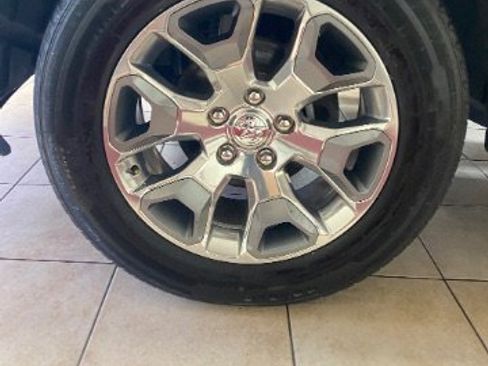 Used 2017 RAM 1500 Limited image 35