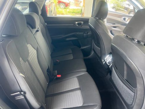 Certified 2024 Kia Sorento LX FWD image 13