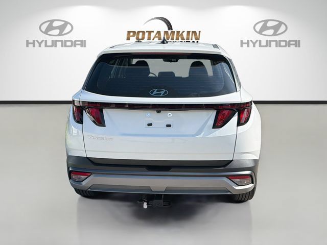 New 2026 Hyundai Tucson SE w/ Tow & Go Package FWD image 6