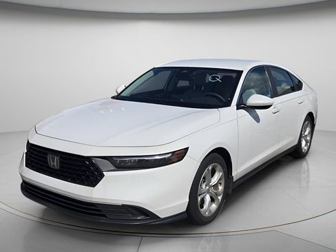 Used 2024 Honda Accord LX image 4