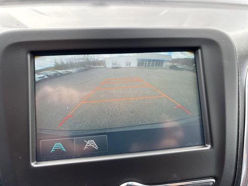 Used 2018 Chevrolet Equinox LT image 31