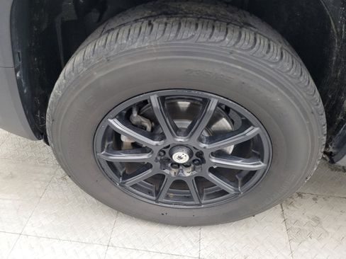 Used 2020 Jeep Renegade Sport w/ Sport Appearance Group image 31