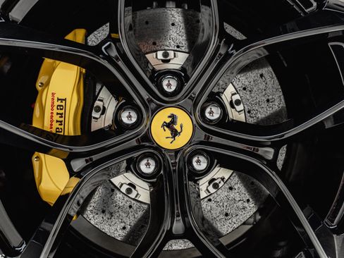 Used 2018 Ferrari GTC4Lusso T RWD image 30