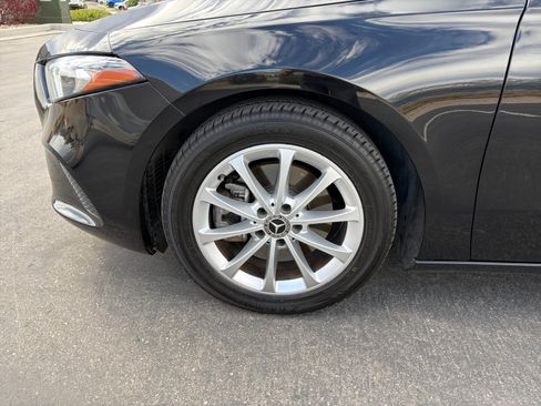 Used 2019 Mercedes-Benz A 220 4MATIC image 26