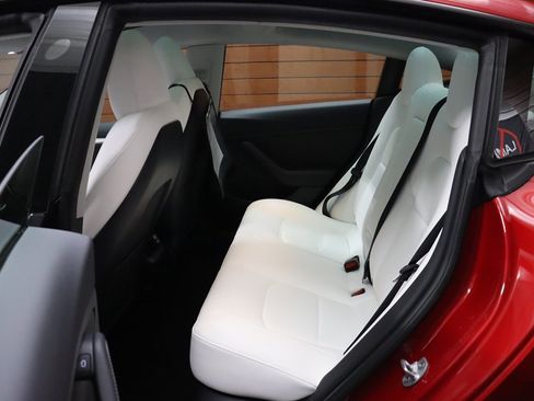 Used 2023 Tesla Model 3 Standard Range image 36