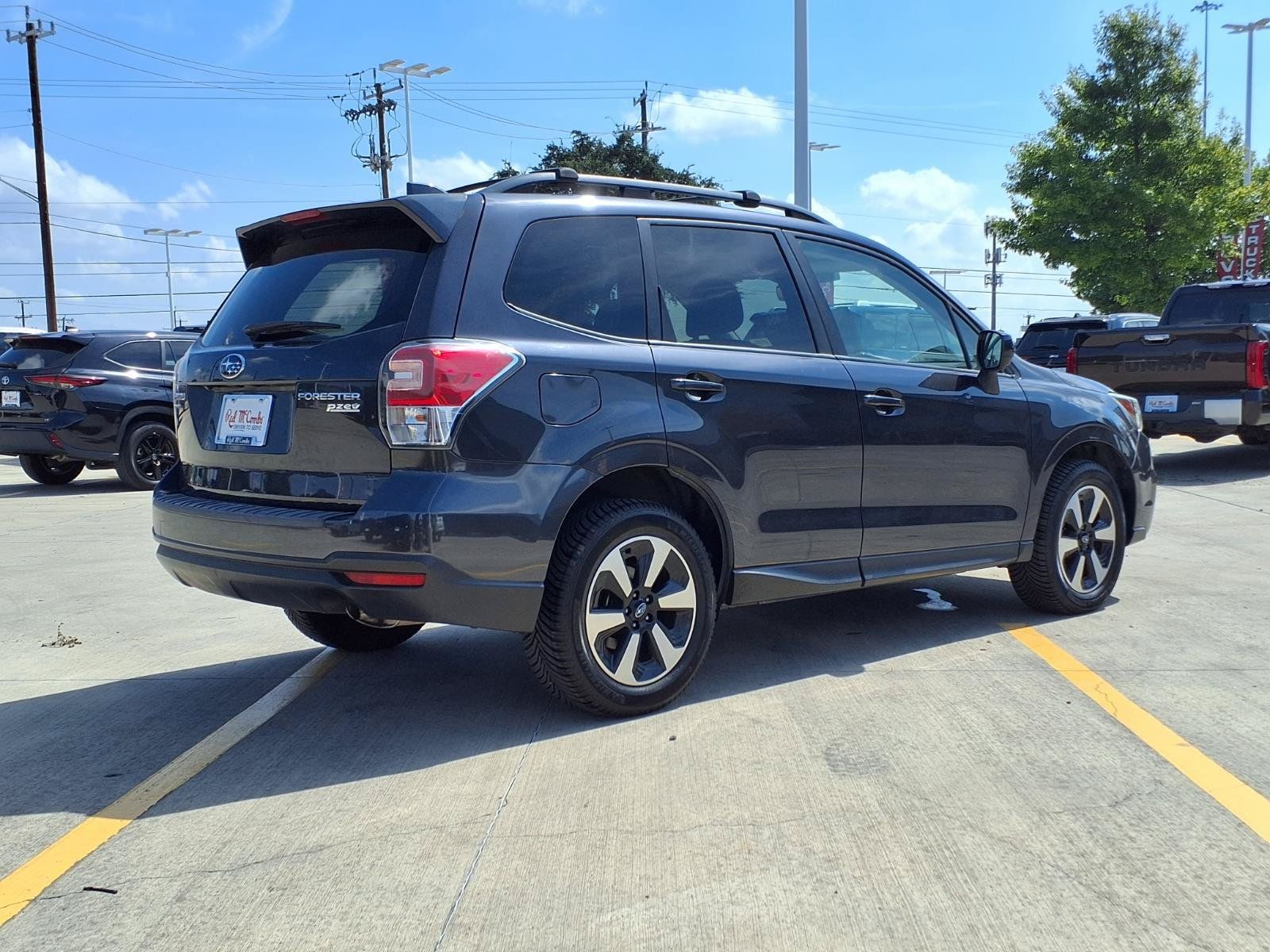 Used 2017 Subaru Forester 2.5i Premium AWD/4WD image 5