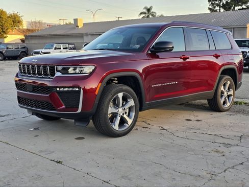New 2026 Jeep Grand Cherokee L Limited AWD/4WD image 3