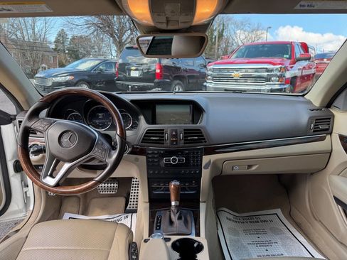 Used 2013 Mercedes-Benz E 550 Cabriolet image 26