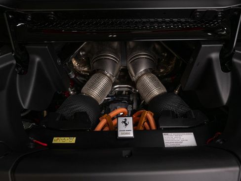 Certified 2024 Ferrari 296 GTS RWD image 33