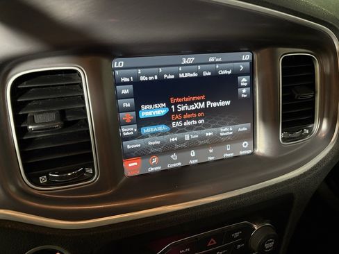 Used 2022 Dodge Charger Scat Pack w/ Driver Convenience Group image 31