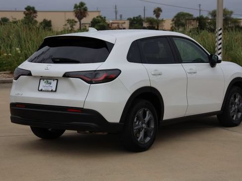 New 2027 Honda HR-V LX image 8