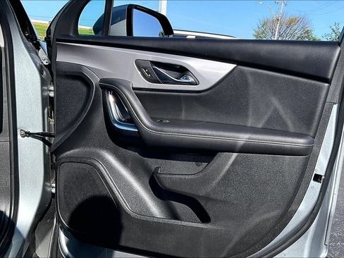 Used 2025 Chevrolet Blazer LT AWD/4WD image 18