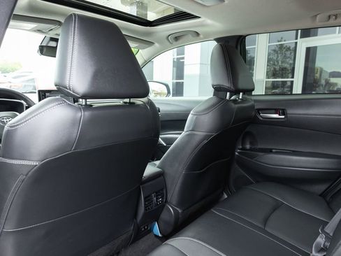 Certified 2022 Toyota Corolla Cross XLE w/ Convenience Package image 25