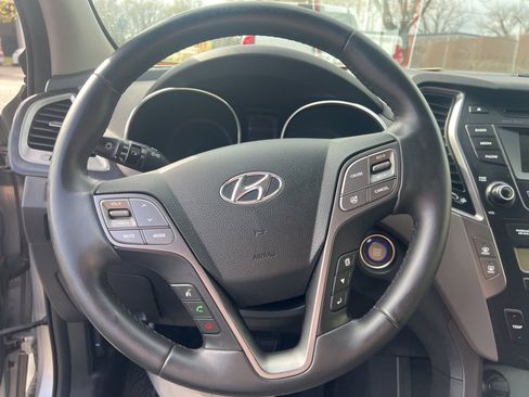 Used 2015 Hyundai Santa Fe Limited image 16