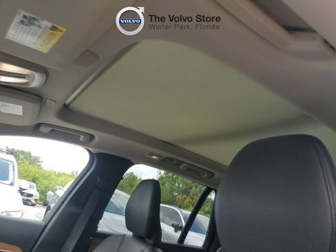 Certified 2023 Volvo XC90 B6 Core w/ Protection Package Premier AWD/4WD image 16