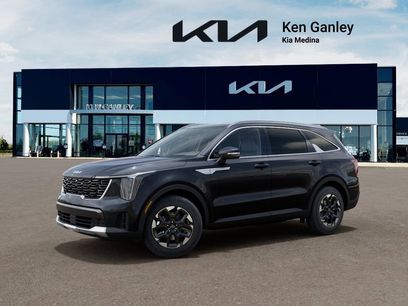New 2026 Kia Sorento S w/ S Panoramic Sunroof Package